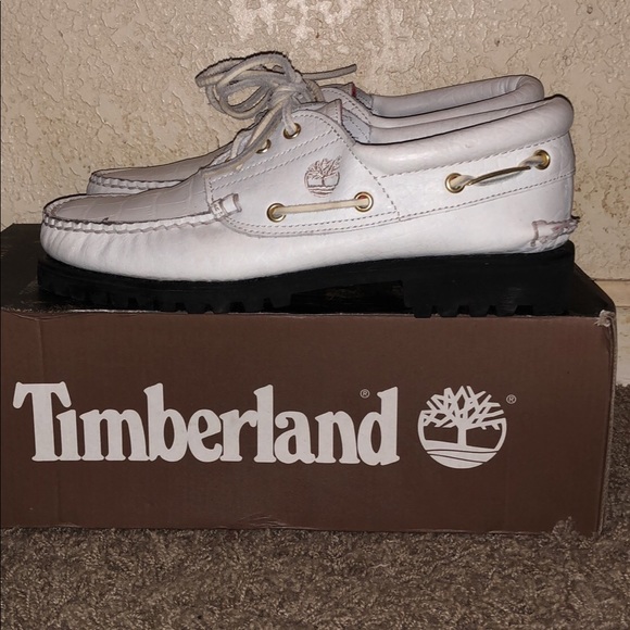 SUPREME TIMBERLAND SIZE 8 - Picture 4 of 6
